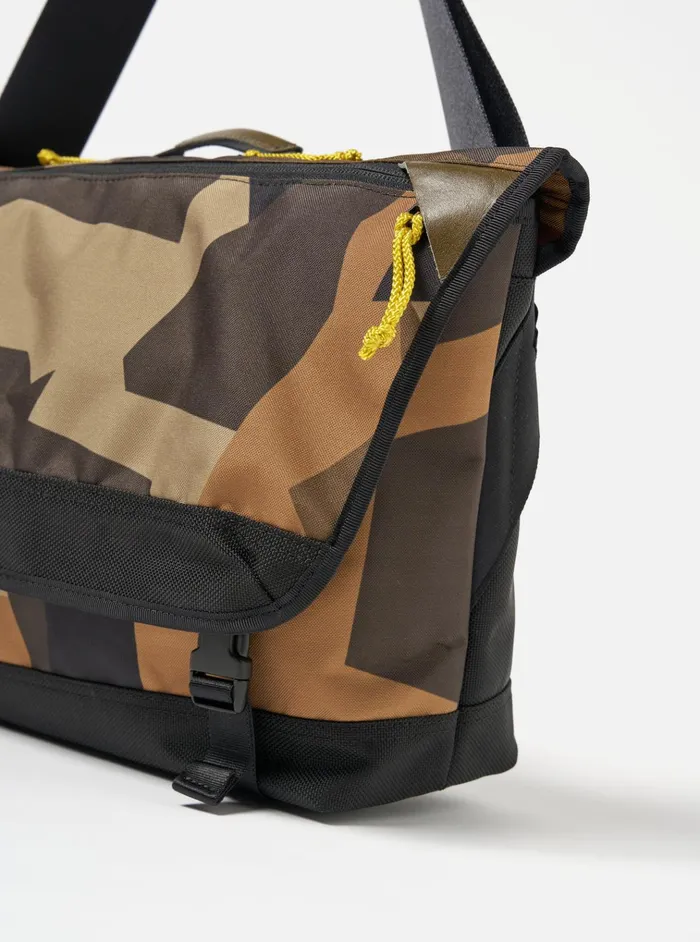 Bags Men Universal Works MasterPiece X Universal Works Courier Bag In Camo Recycled Tech Canvas