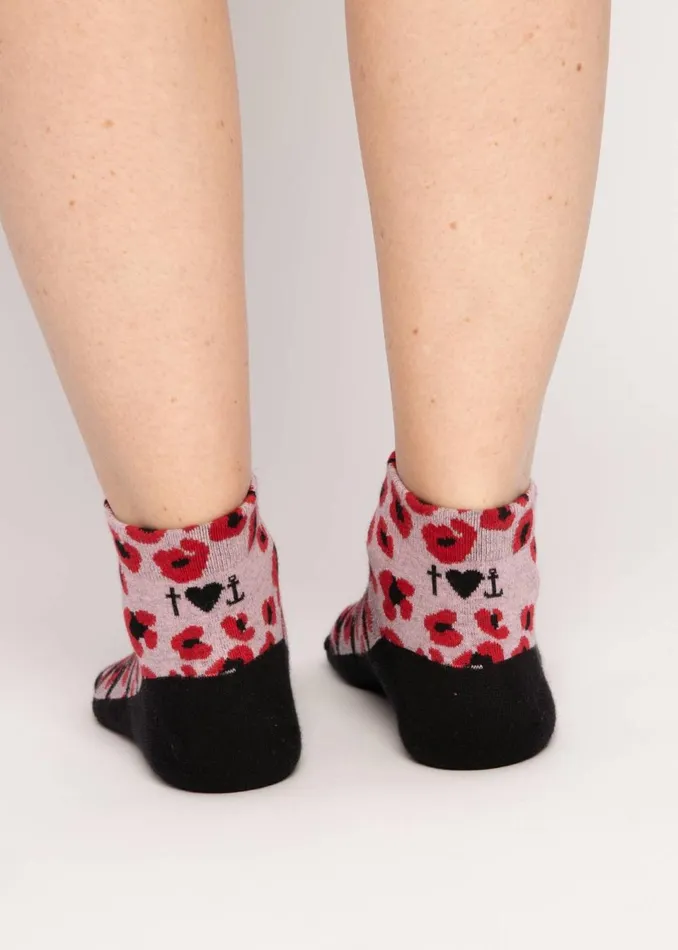 Blutsgeschwister Socks Sensation Steps Snkr Pink Women Socks