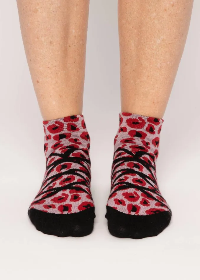 Blutsgeschwister Socks Sensation Steps Snkr Pink Women Socks