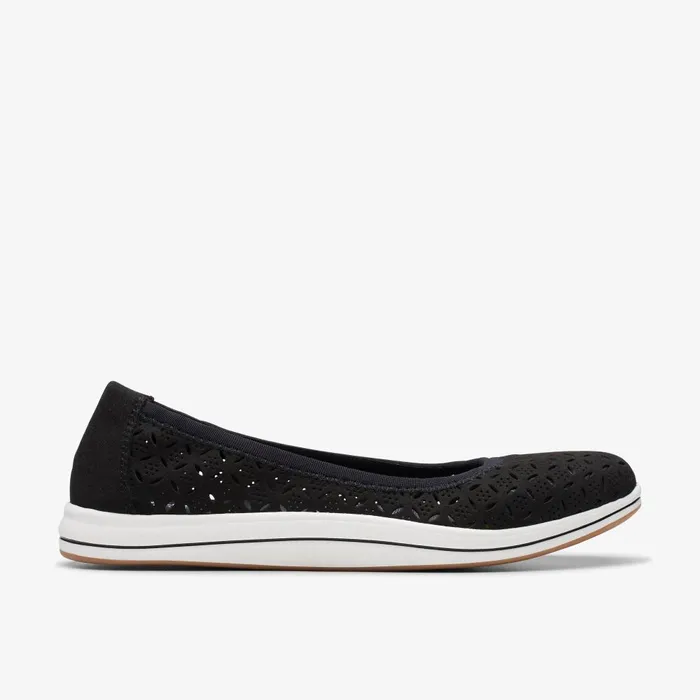 Breeze Roam Black Women Clarks Flats