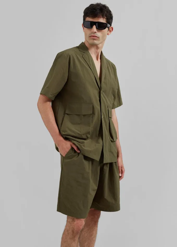 Clothing Men The Frankie Shop Axel Shorts 8211 Khaki