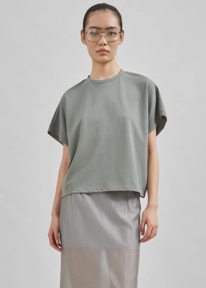 Clothing Women The Frankie Shop Aster Boxy TShirt 8211 Khaki