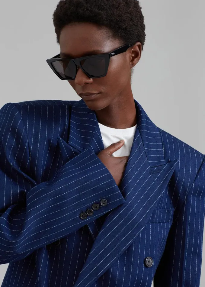 Clothing Women The Frankie Shop Fargo Oversized Denim Padded Blazer 8211 Navy Pinstripe