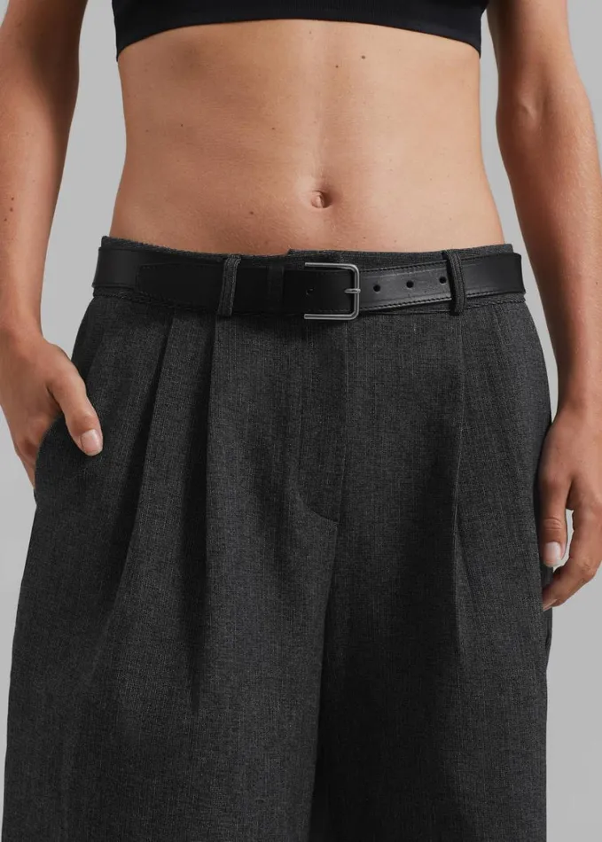Clothing Women The Frankie Shop Isara Pleated Shorts 8211 Dark Grey Melange