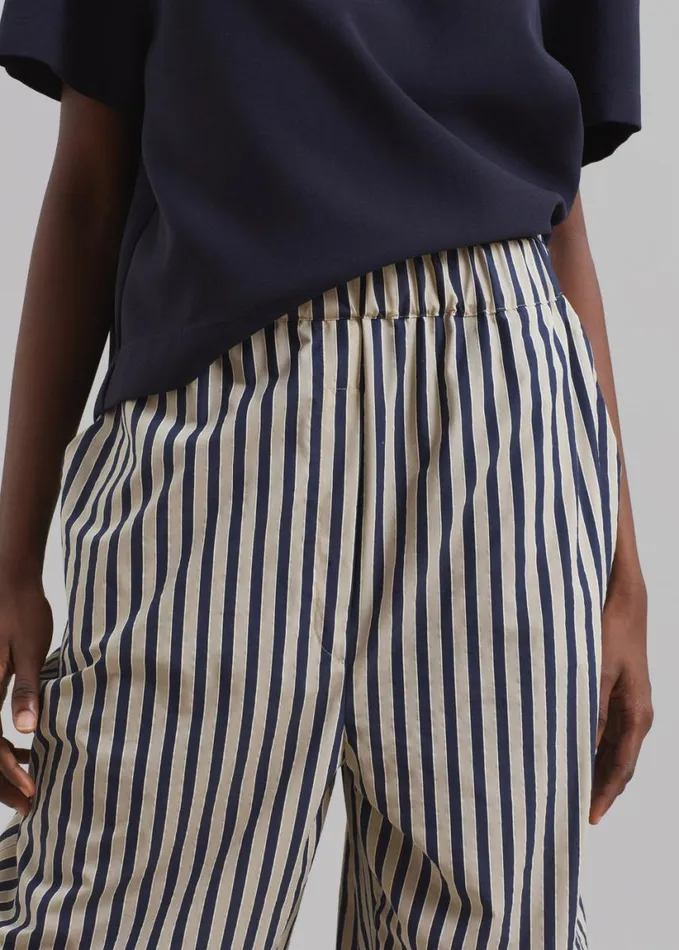 Clothing Women The Frankie Shop Mirca Textured Elastic Pants 8211 BeigeNavy Multi Stripe