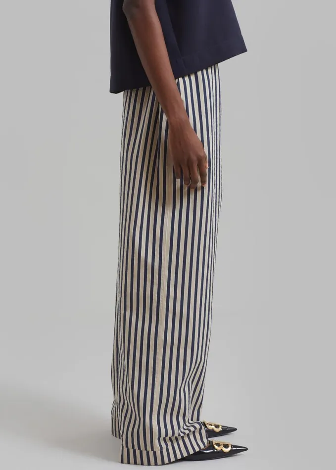 Clothing Women The Frankie Shop Mirca Textured Elastic Pants 8211 BeigeNavy Multi Stripe