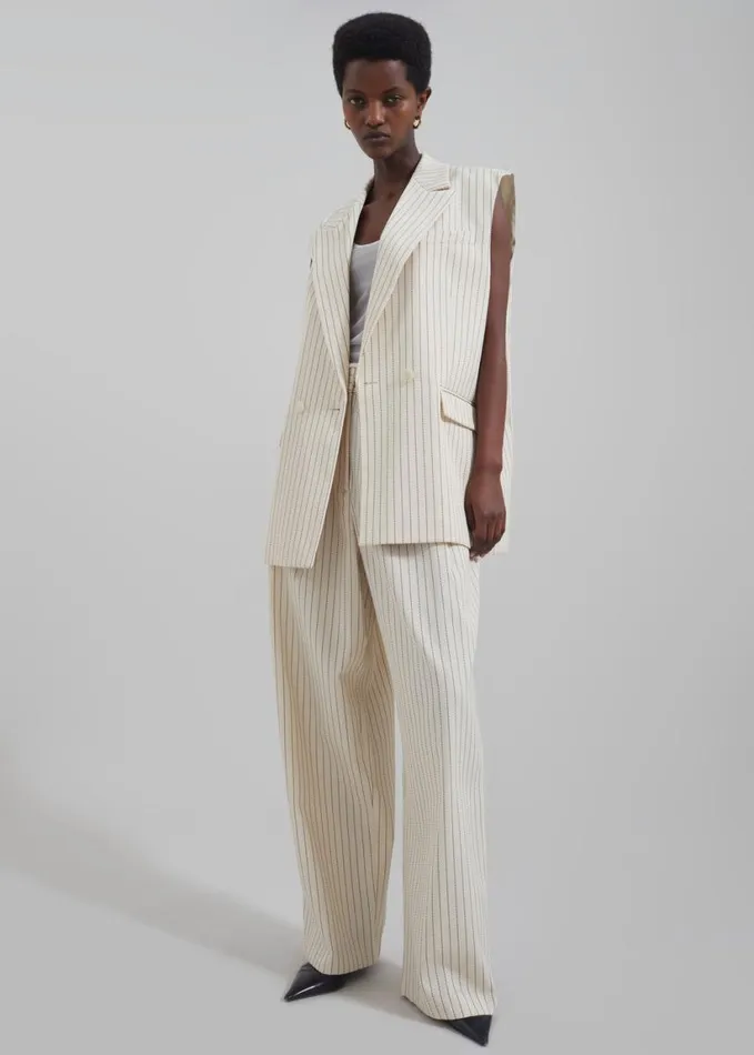Clothing Women The Frankie Shop Ripley Pleated Twill Trousers 8211 Light BeigeBlack Pinstripe