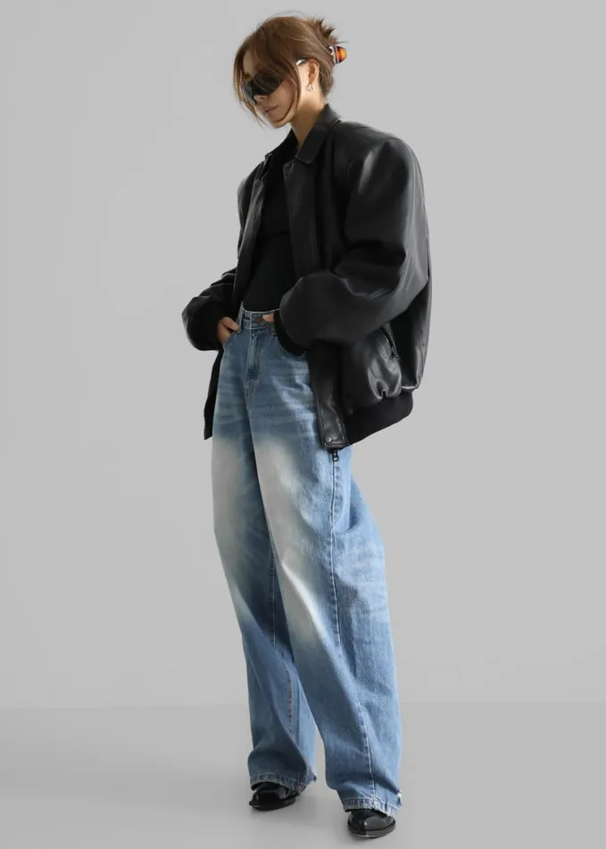 Clothing Women The Frankie Shop Tanner Bleach Jeans 8211 Worn Wash