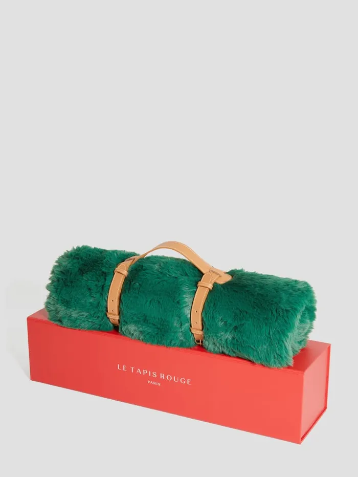 GUESS Home FauxFur Pet Carpet Red 8211 Women