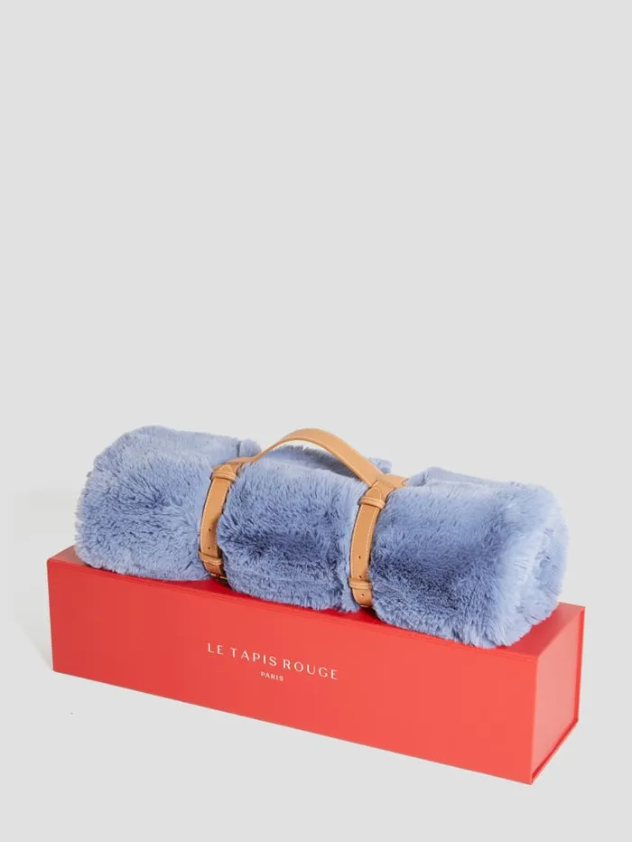 GUESS Home FauxFur Pet Carpet Red 8211 Women