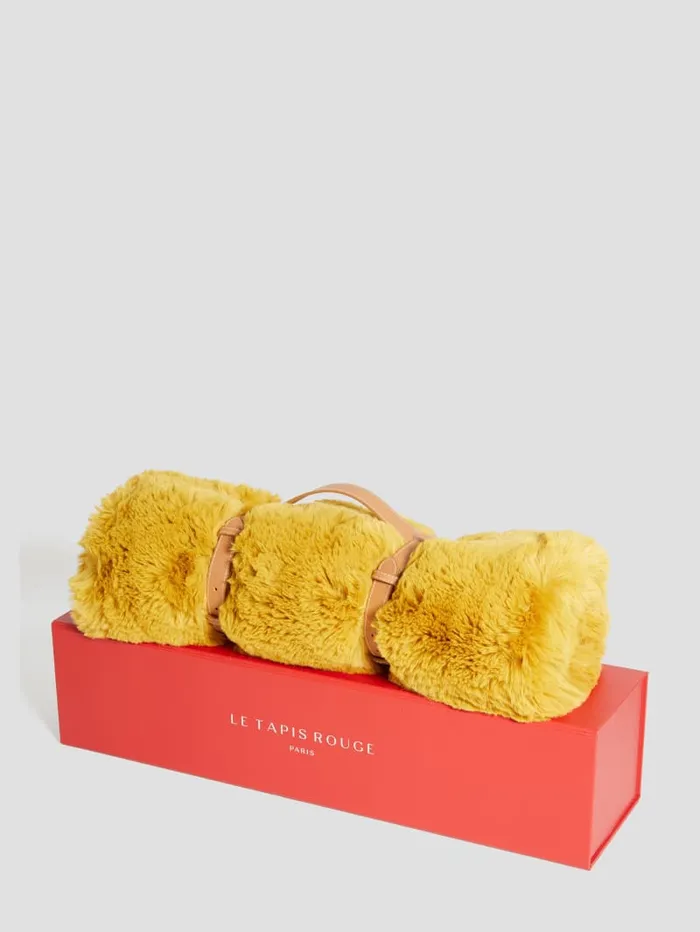 GUESS Home FauxFur Pet Carpet Yellow 8211 Women