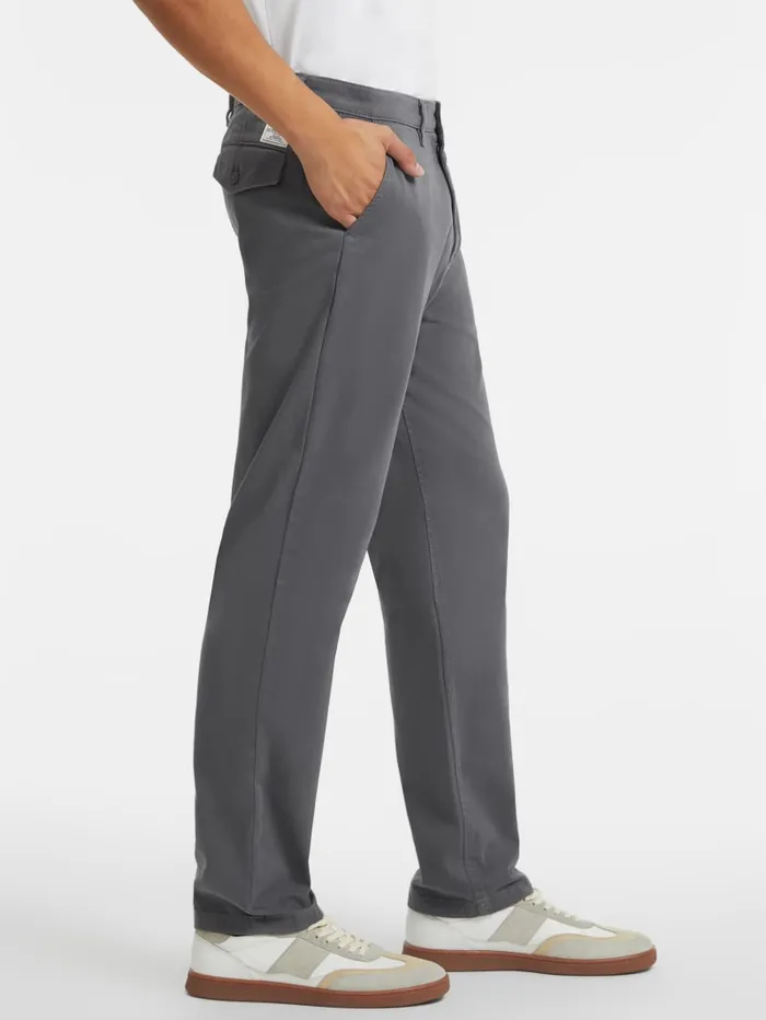 GUESS Pants and Shorts Classic Chinos Beige 8211 Men