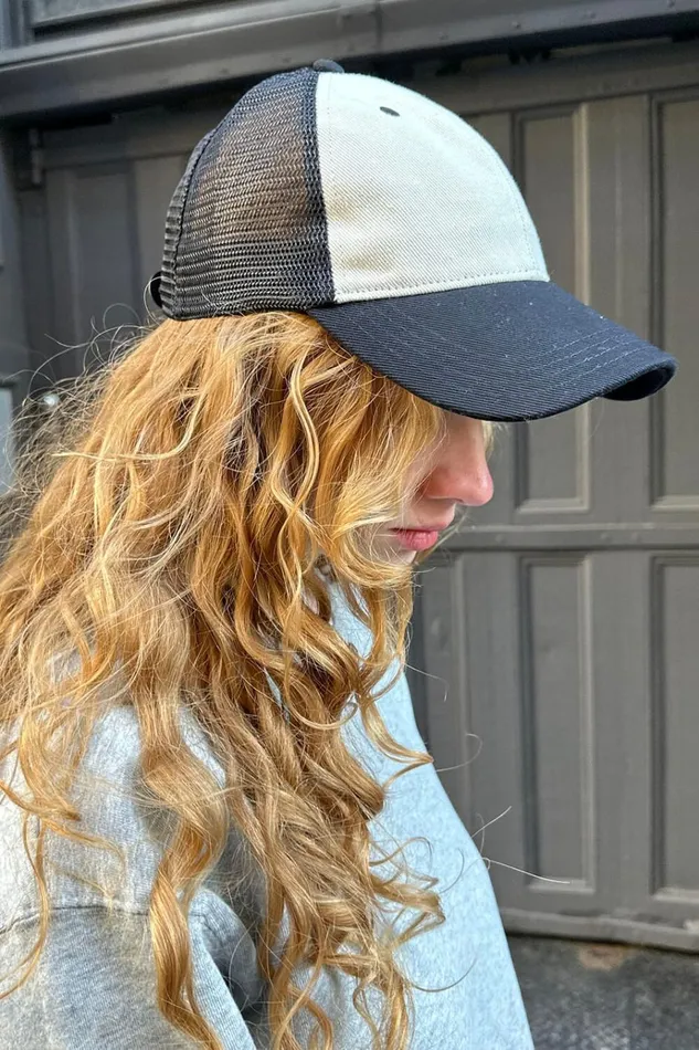 Katherine Mesh Cap Ivory Women Brandy Melville Hats and Caps