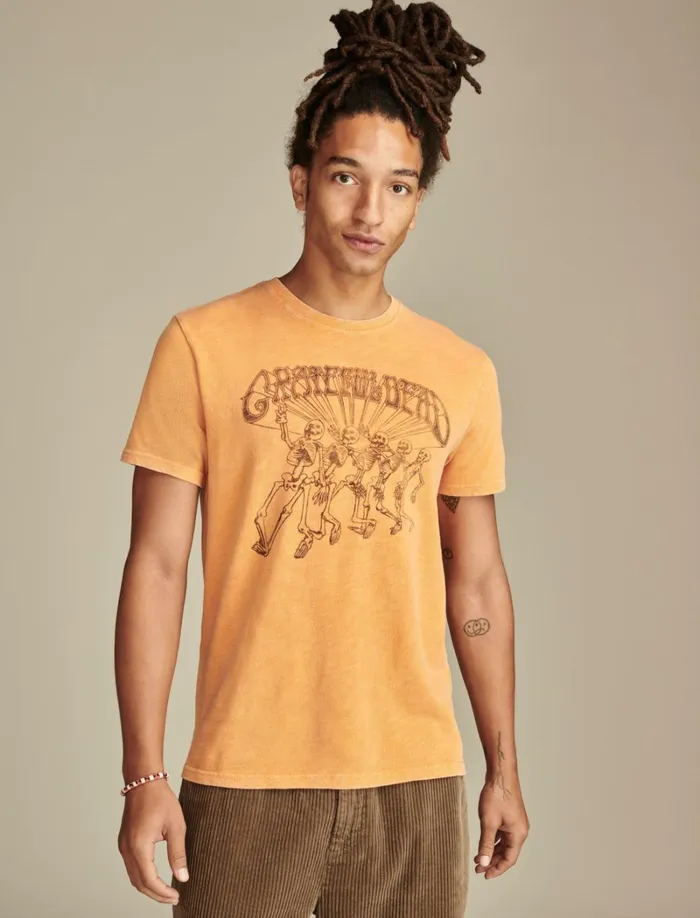 Lucky Brand Graphic Tees Men Grateful Dead Skeletons Amber Glow