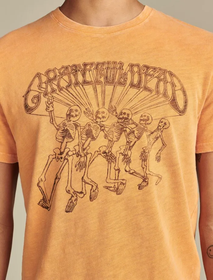 Lucky Brand Graphic Tees Men Grateful Dead Skeletons Amber Glow