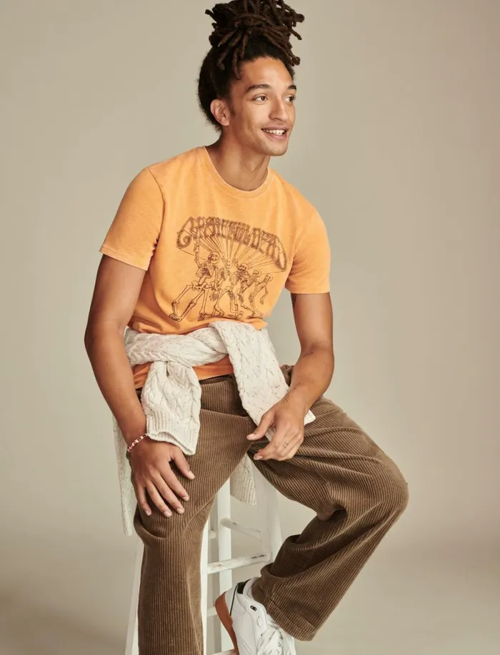 Lucky Brand Graphic Tees Men Grateful Dead Skeletons Amber Glow