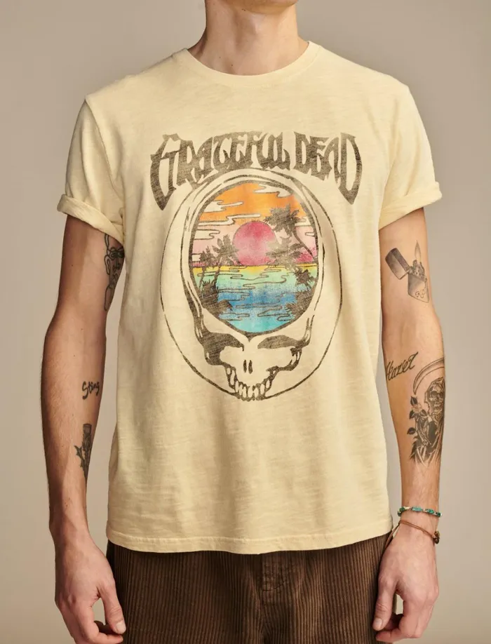 Lucky Brand Graphic Tees Men Grateful Dead Sunrise Reed Yellow