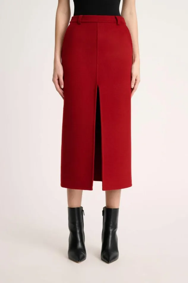 Luisa Spagnoli Skirts And Shorts Fattura 8211 Blended Wool Skirt 8211 Fashion Show Red 8211 Women Luisa Spagnoli Skirts And Shorts Fattura 8211 Blended Wool Skirt 8211 Fashion Show Red 8211 Women