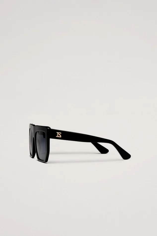 Luisa Spagnoli Sunglasses Xcervinia 8211 Square Sunglasses 8211 Fashion Show Blackgold 8211 Women Luisa Spagnoli Sunglasses Xcervinia 8211 Square Sunglasses 8211 Fashion Show Blackgold 8211 Women