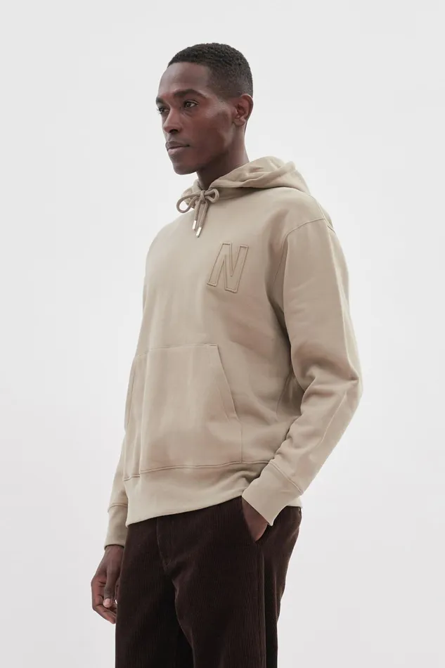 Men Arne Relaxed Fleece N Logo Hoodie Sand Norse Projects Sweatshirts