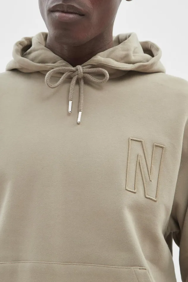 Men Arne Relaxed Fleece N Logo Hoodie Sand Norse Projects Sweatshirts