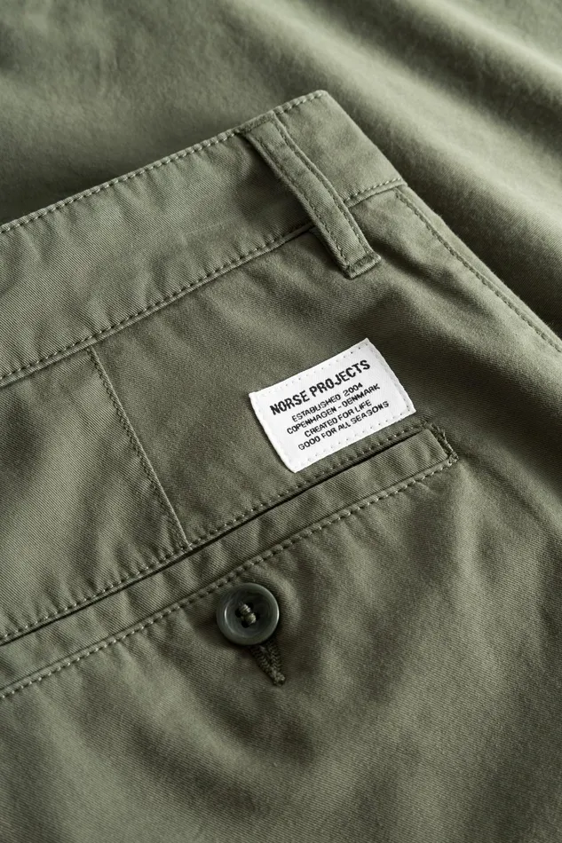 Men Aros Regular Light Shorts Spruce Green Norse Projects Shorts