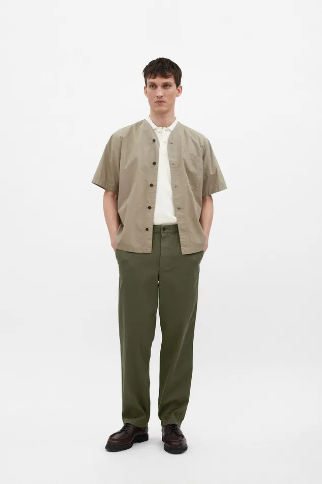 Men Ezra Light Stretch Sediment Green Norse Projects Trousers