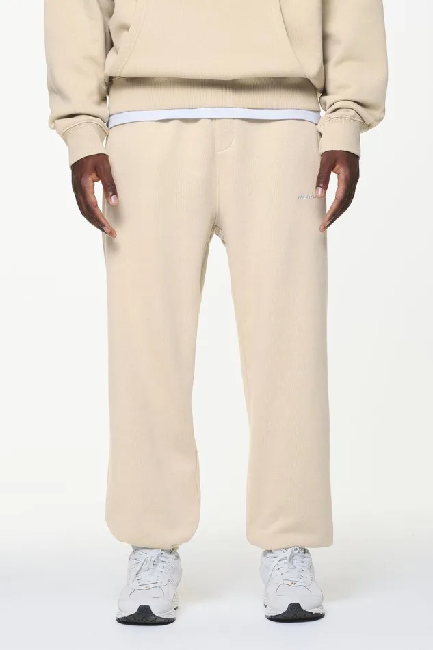 Men Pegador Pants and Joggers Logo Heavy Sweat Jogger Vintage Washed Kingdom Beige