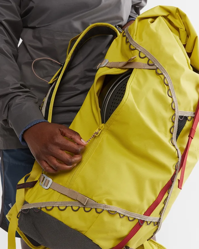 MenWomen Ull 197 Retina Mountain Backpack 30L Pine Sprout Klttermusen Lightweight Backpacks