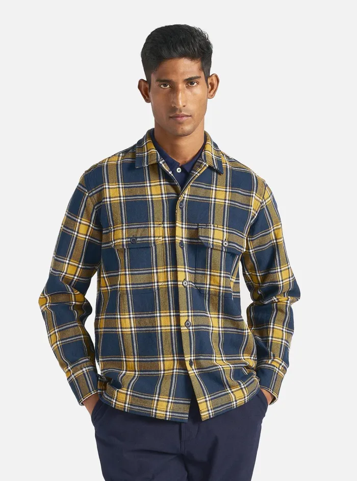 Overshirts Men Universal Works Universal Works LS Utility Shirt In YellowNavy Twill Check Tartan