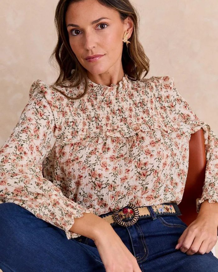 Polin Et Moi Dorotea Floral Blouse Beige Women Blouses And Shirts Polin Et Moi Dorotea Floral Blouse Beige Women Blouses And Shirts