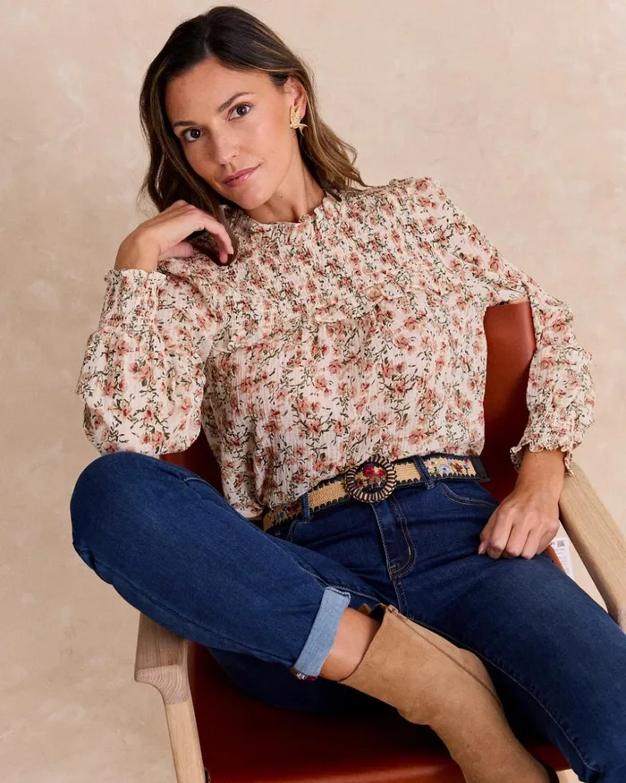 Polin Et Moi Dorotea Floral Blouse Beige Women Blouses And Shirts Polin Et Moi Dorotea Floral Blouse Beige Women Blouses And Shirts
