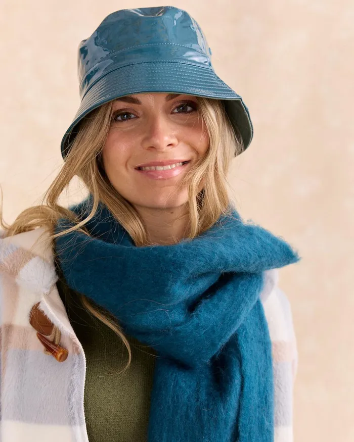 Polin Et Moi Mountain Rain Hat Oil Women Hats And Scarves