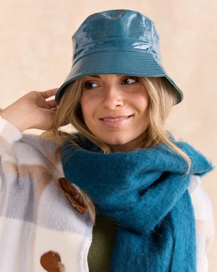 Polin Et Moi Mountain Rain Hat Oil Women Hats And Scarves Polin Et Moi Mountain Rain Hat Oil Women Hats And Scarves
