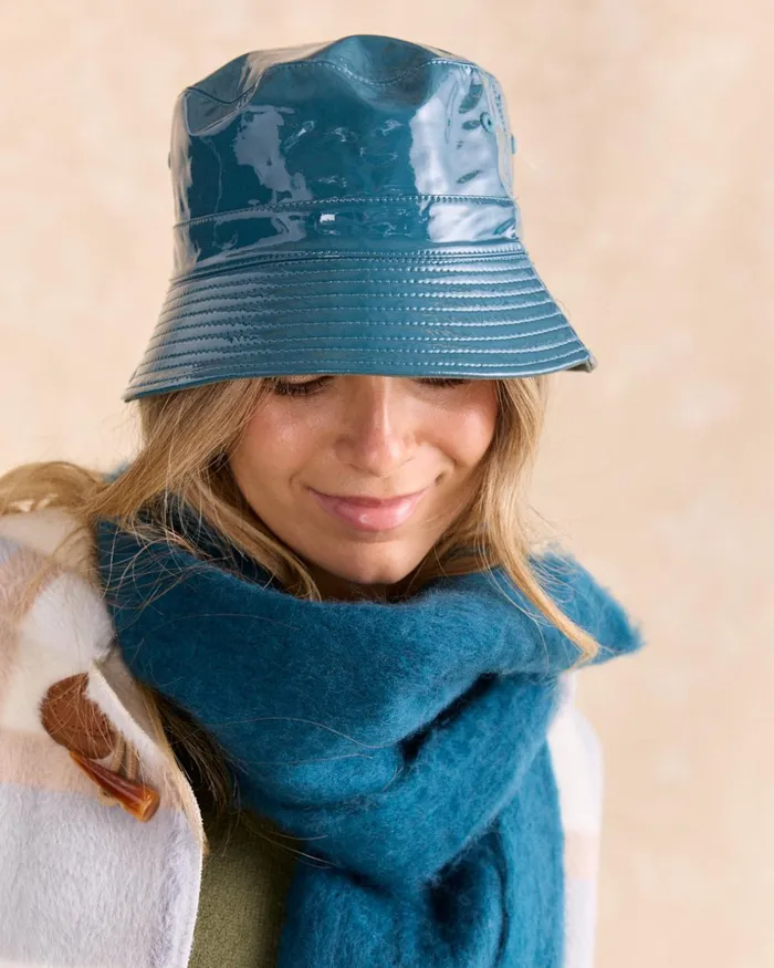 Polin Et Moi Mountain Rain Hat Oil Women Hats And Scarves Polin Et Moi Mountain Rain Hat Oil Women Hats And Scarves