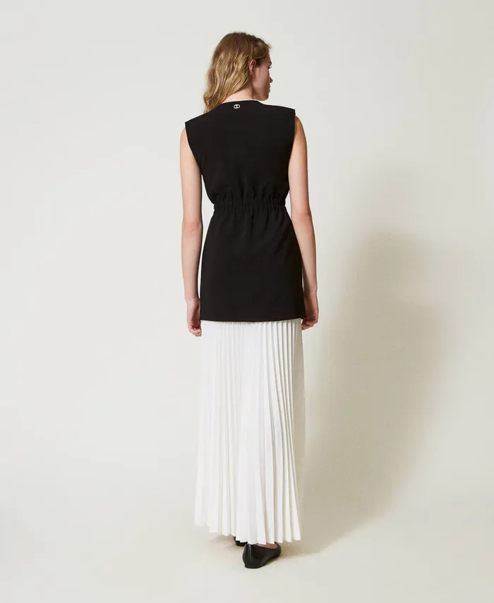 Twinset Crpe Gilet And Long Pleated Skirt Bicolour Black Snow White Women Dresses Twinset Crpe Gilet And Long Pleated Skirt Bicolour Black Snow White Women Dresses