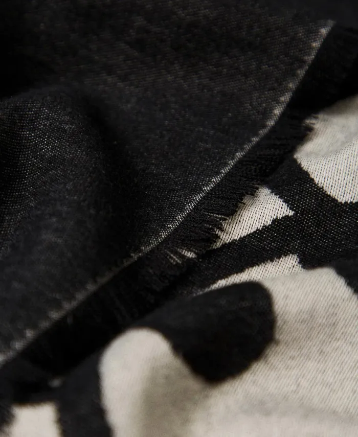 Twinset Jacquard Scarf With Logo Black Women Scarves Twinset Jacquard Scarf With Logo Black Women Scarves