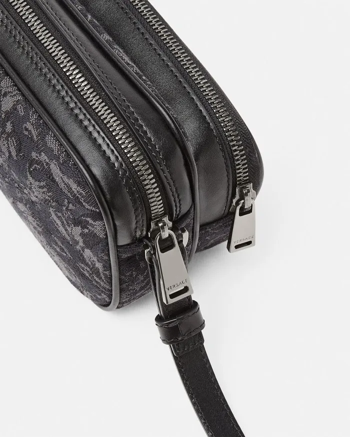 Versace Crossbody and Messengers Barocco Messenger Bag Blackprint 8211 Men Versace Crossbody and Messengers Barocco Messenger Bag Blackprint 8211 Men