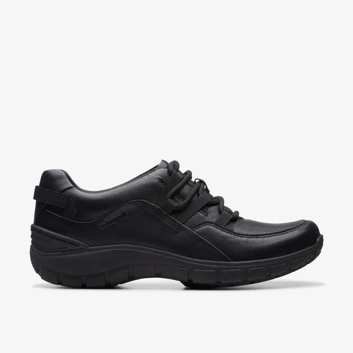 Wave Range Black Leather Women Clarks Sneakers