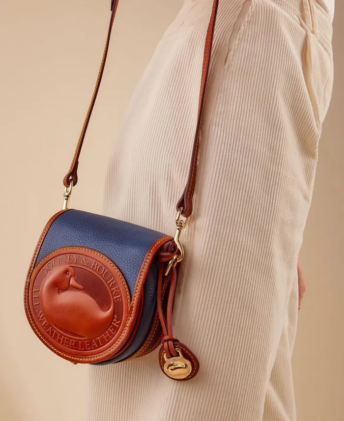 Woman All Weather Leather 2 Duck Bag Brown Tmoro Dooney and Bourke Crossbodies Woman All Weather Leather 2 Duck Bag Brown Tmoro Dooney and Bourke Crossbodies