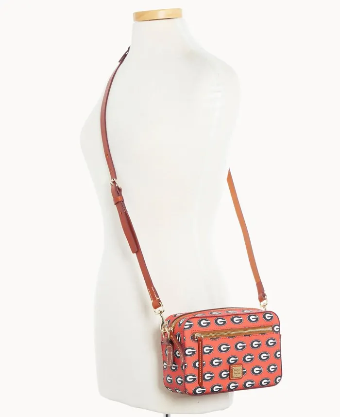 Woman Collegiate University Of Georgia Camera Zip Crossbody U Of Georgia Dooney and Bourke Crossbodies Woman Collegiate University Of Georgia Camera Zip Crossbody U Of Georgia Dooney and Bourke Crossbodies