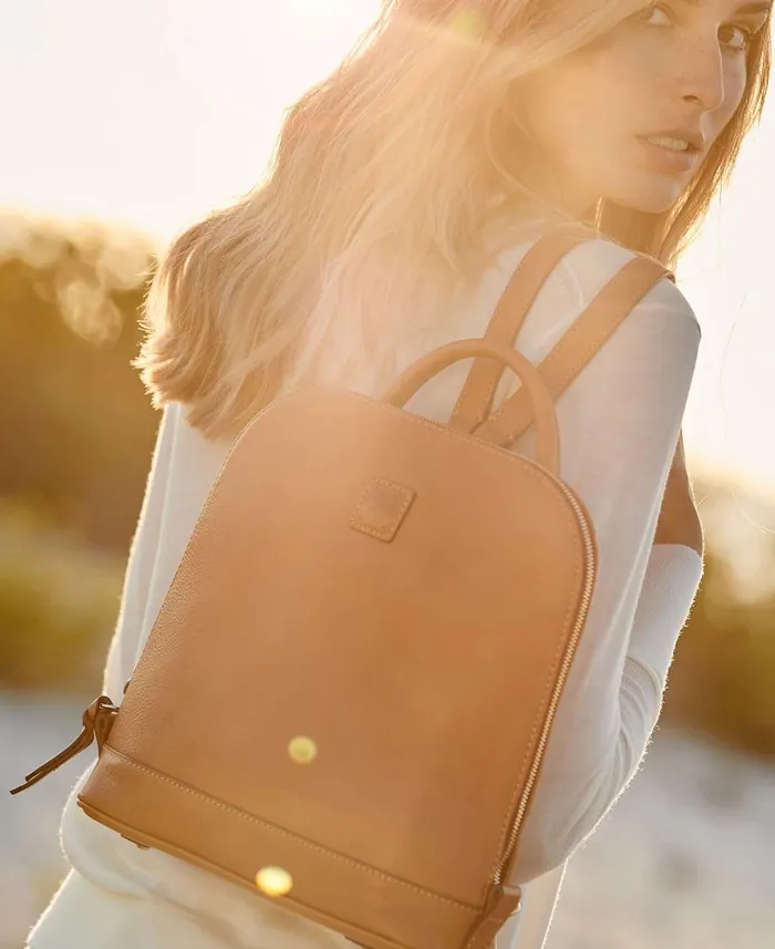 Woman Florentine Zip Pod Backpack Natural Dooney and Bourke Backpacks Woman Florentine Zip Pod Backpack Natural Dooney and Bourke Backpacks