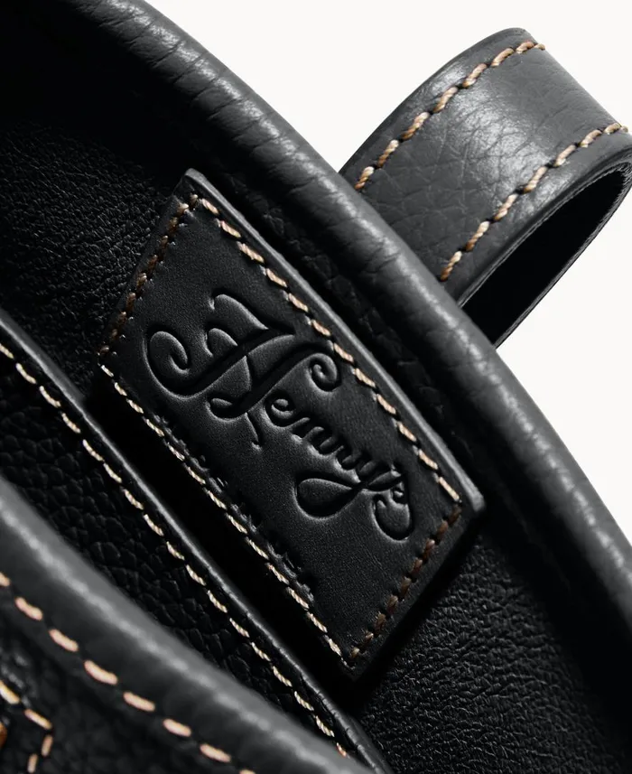 Woman Henrys Small Crossbody Black Dooney and Bourke Crossbodies Woman Henrys Small Crossbody Black Dooney and Bourke Crossbodies