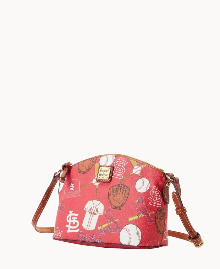 Woman MLB Cardinals Suki Crossbody Cardinals Dooney and Bourke Crossbodies Woman MLB Cardinals Suki Crossbody Cardinals Dooney and Bourke Crossbodies