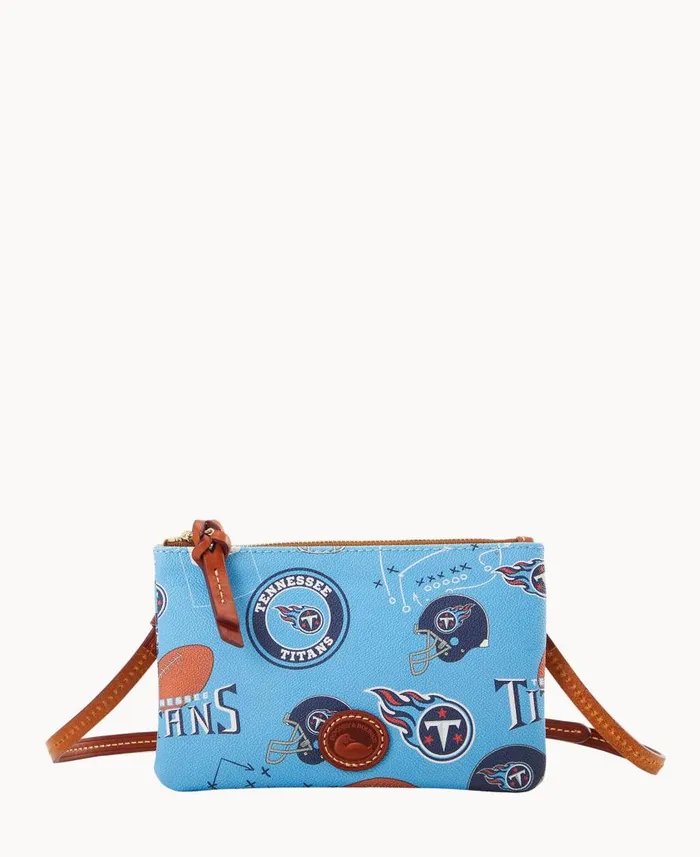 Woman NFL Titans Top Zip Crossbody Titans Dooney and Bourke Crossbodies