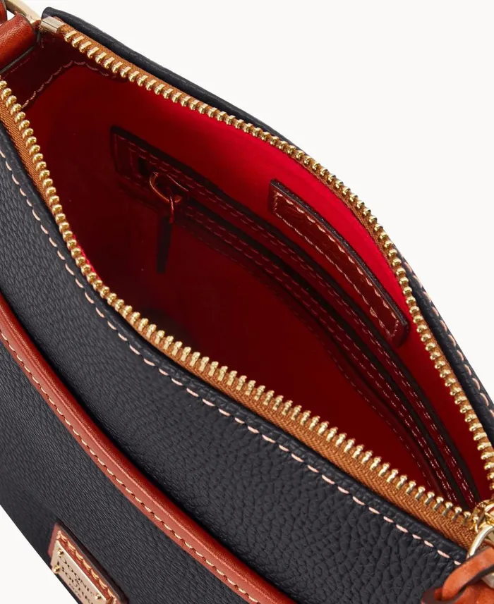 Woman Pebble Grain Small Everyday Crossbody Black Dooney and Bourke Crossbodies Woman Pebble Grain Small Everyday Crossbody Black Dooney and Bourke Crossbodies