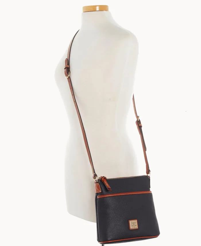 Woman Pebble Grain Small Everyday Crossbody Black Dooney and Bourke Crossbodies Woman Pebble Grain Small Everyday Crossbody Black Dooney and Bourke Crossbodies