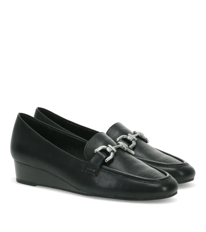 Women Caddie Loafer Black Baretraps Flats and Loafers