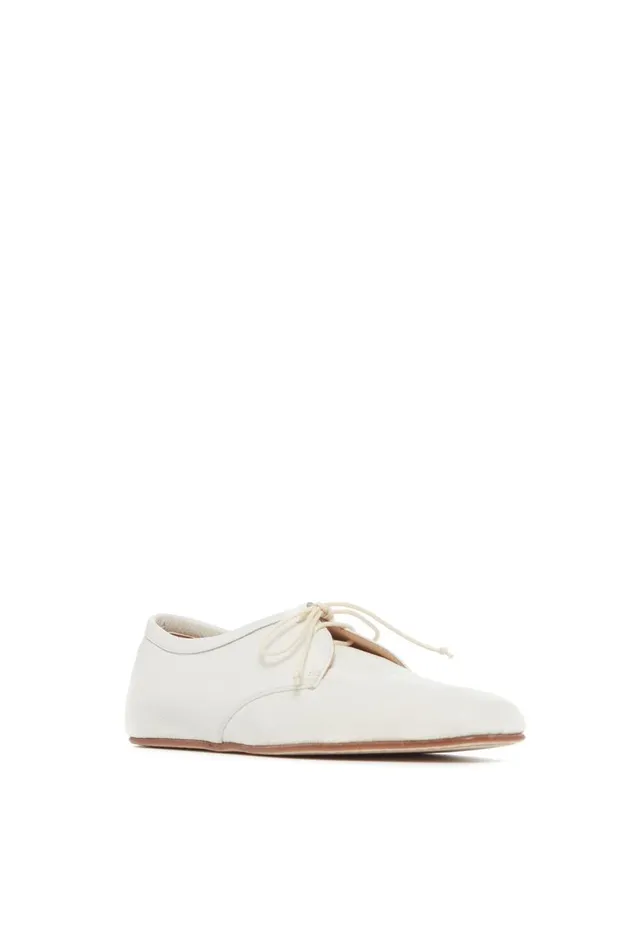 Women Flats Gabriela Hearst Luca Flat Shoe In Cream Leather
