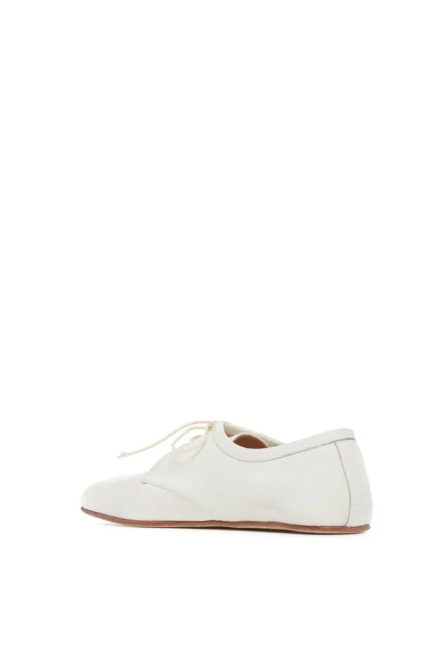 Women Flats Gabriela Hearst Luca Flat Shoe In Cream Leather